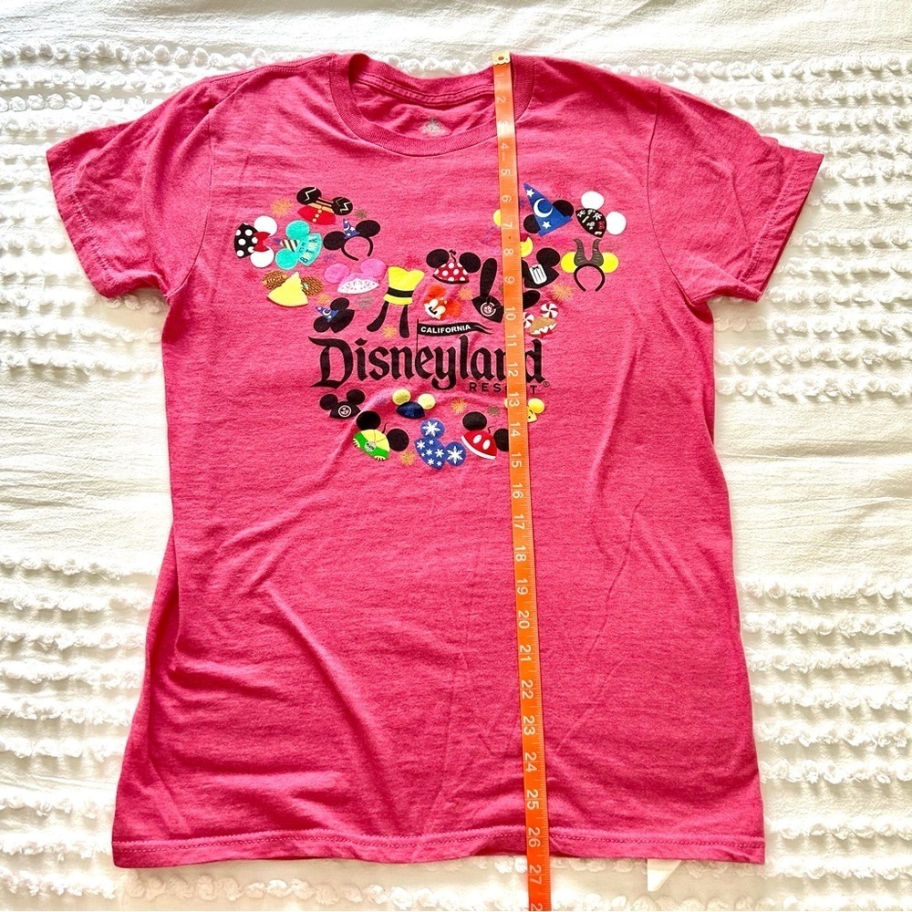 Disneyland Mickey Mouse Mickey Ears Red Colorful T shirt Sz Small - Picture 9 of 11